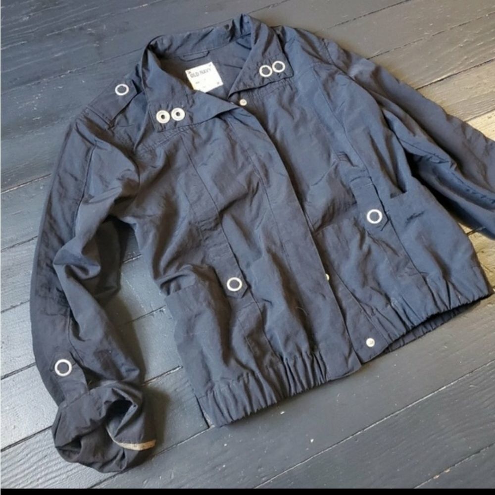 Old Navy Lightweight Jacket - Picture 5 of 9